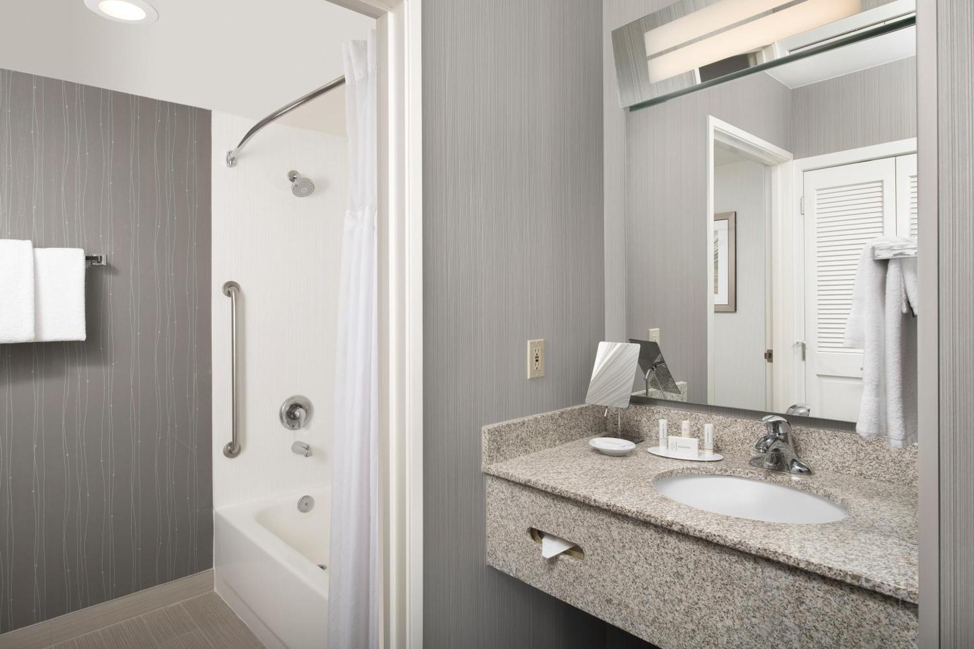 Courtyard By Marriott Portland Hillsboro Ξενοδοχείο Εξωτερικό φωτογραφία