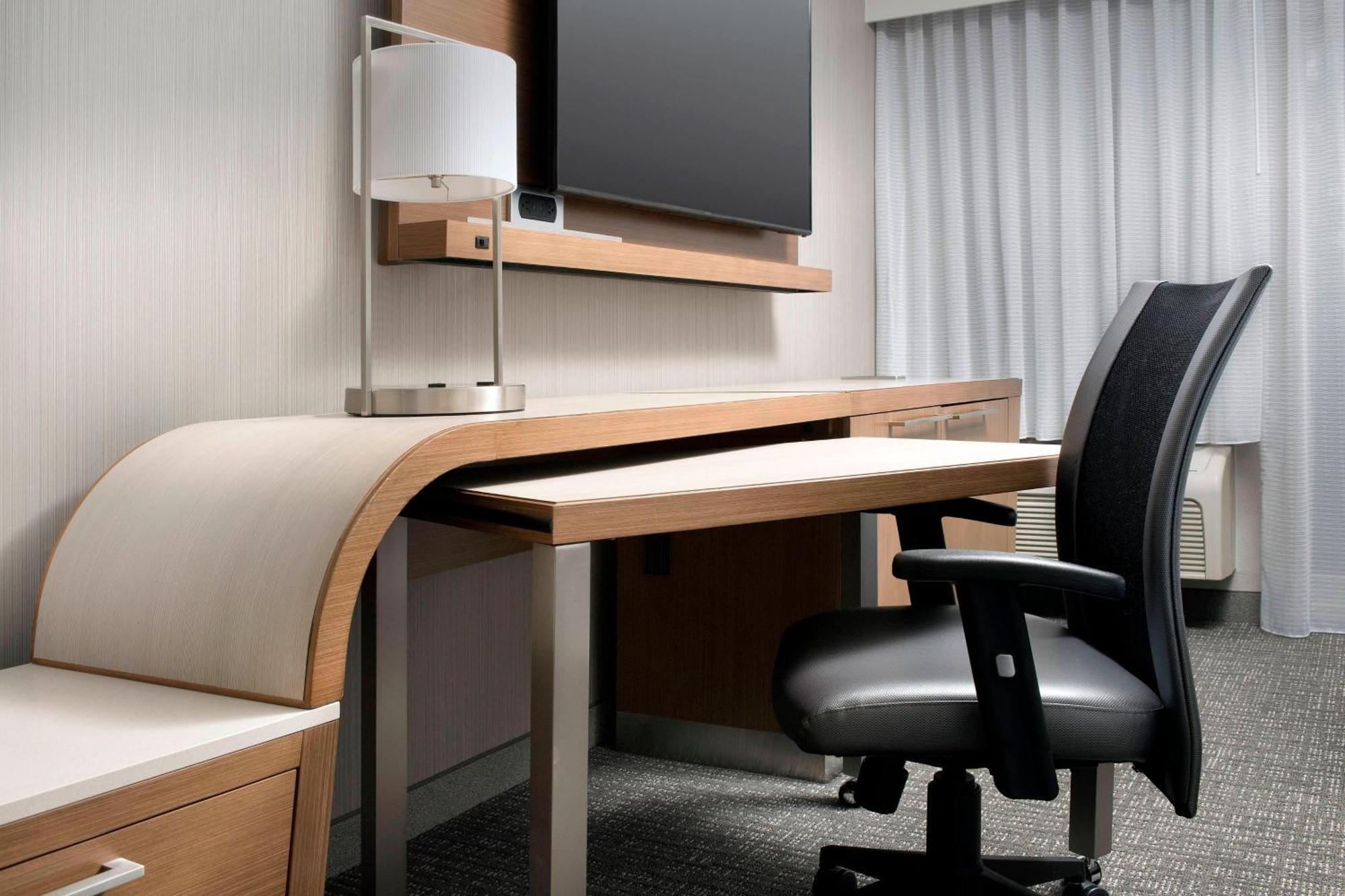 Courtyard By Marriott Portland Hillsboro Ξενοδοχείο Εξωτερικό φωτογραφία