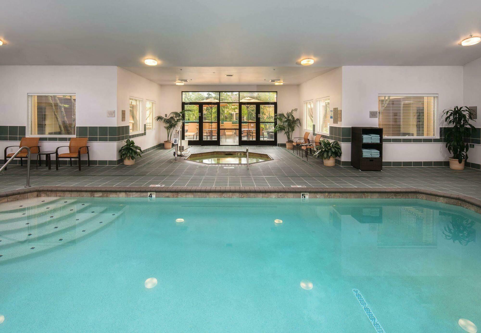 Courtyard By Marriott Portland Hillsboro Ξενοδοχείο Εξωτερικό φωτογραφία